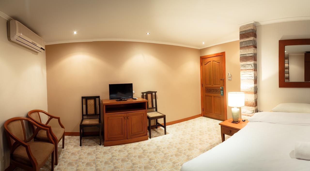 Avenue Beach Hotel Jomtien Beach Dış mekan fotoğraf