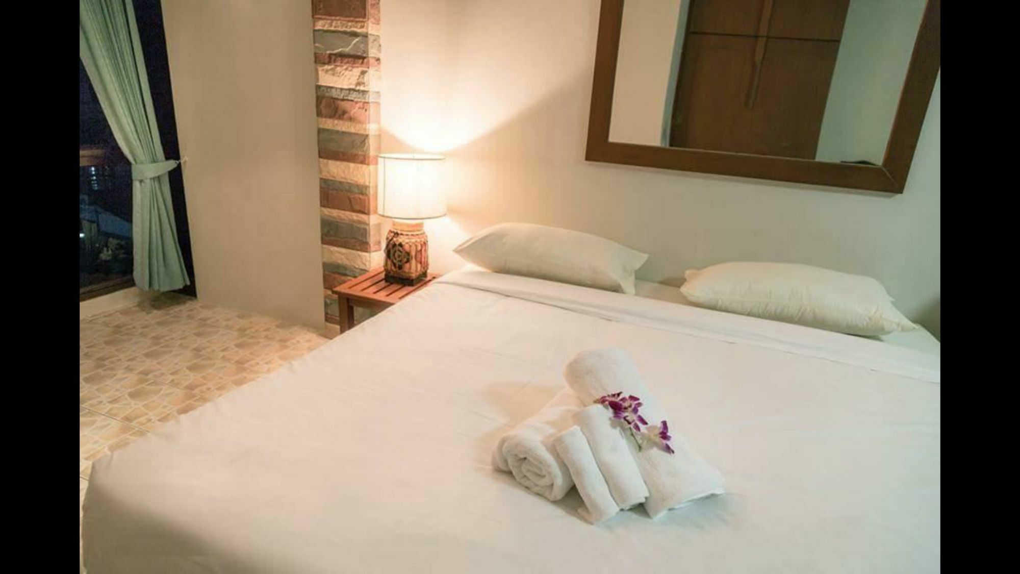 Avenue Beach Hotel Jomtien Beach Dış mekan fotoğraf