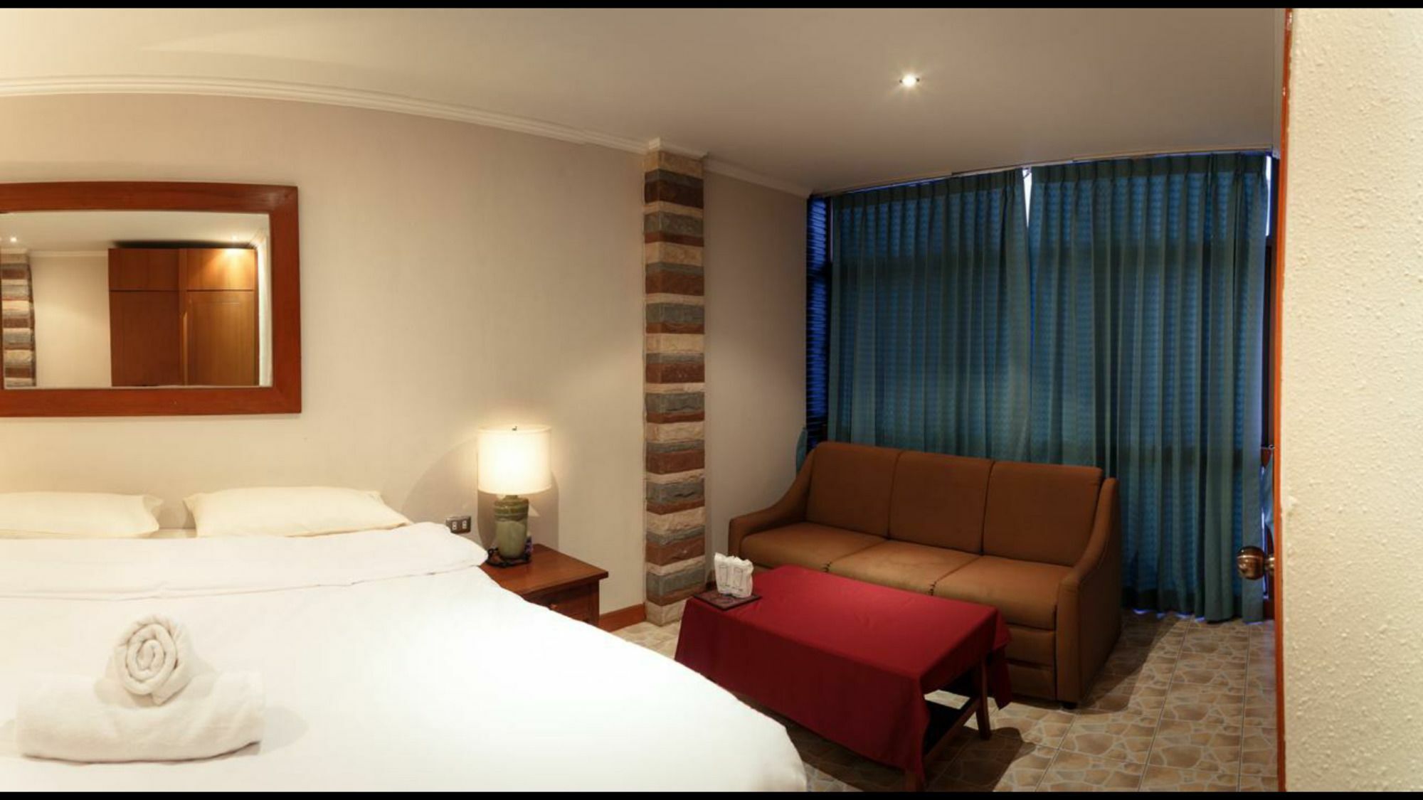 Avenue Beach Hotel Jomtien Beach Dış mekan fotoğraf